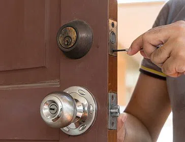 Gallery Locksmith Store Louisville, KY 502-518-3142 - 7-Lock-Installation
